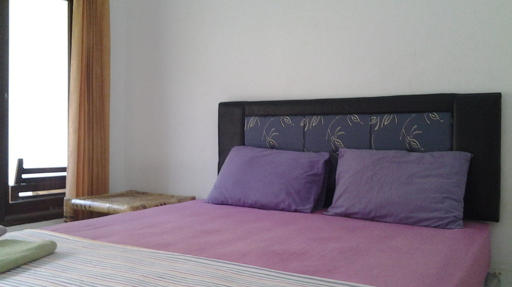 Family Garden Homestay Mangsit Extérieur photo
