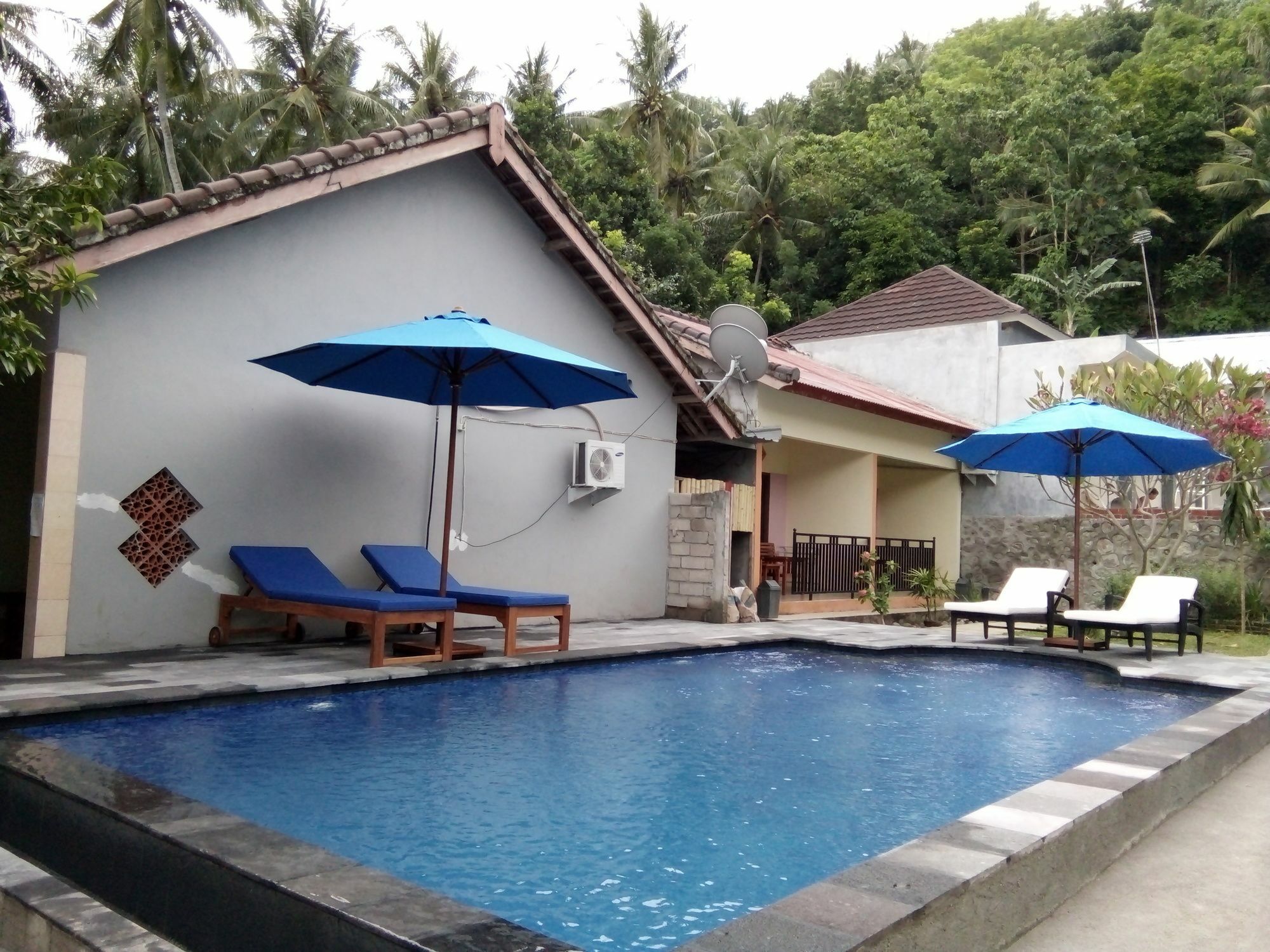 Family Garden Homestay Mangsit Extérieur photo