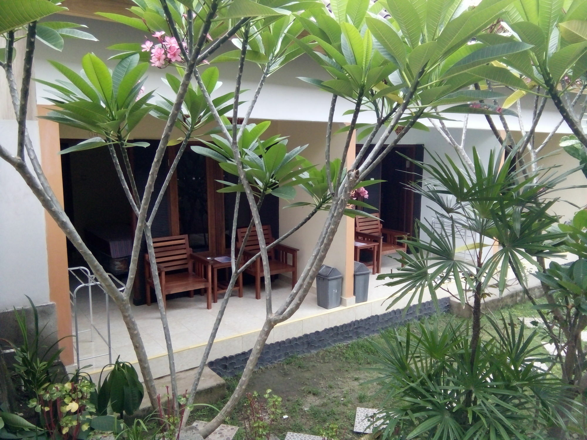Family Garden Homestay Mangsit Extérieur photo